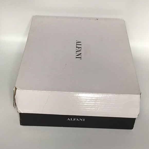 New Alfani Ayaa step it up flat ankle boots. - Picture 9 of 9